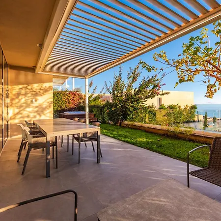 빌라 Jerina Coast By Pikhost 히마레