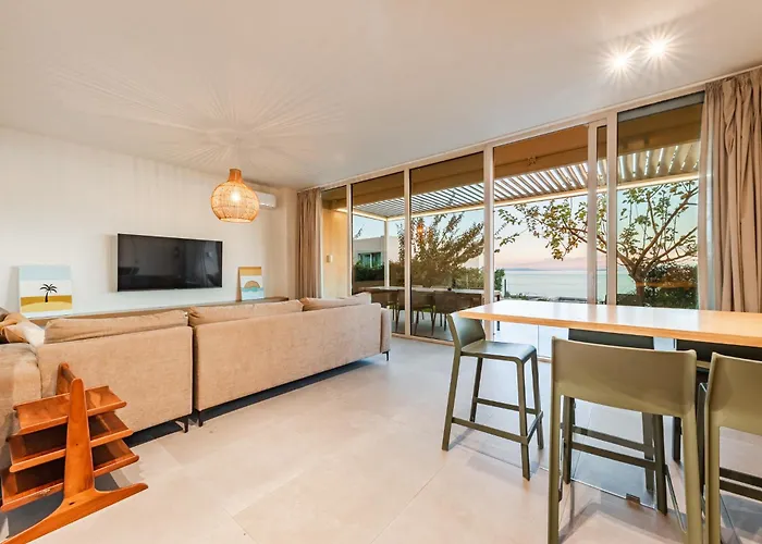 别墅 Jerina Coast By Pikhost