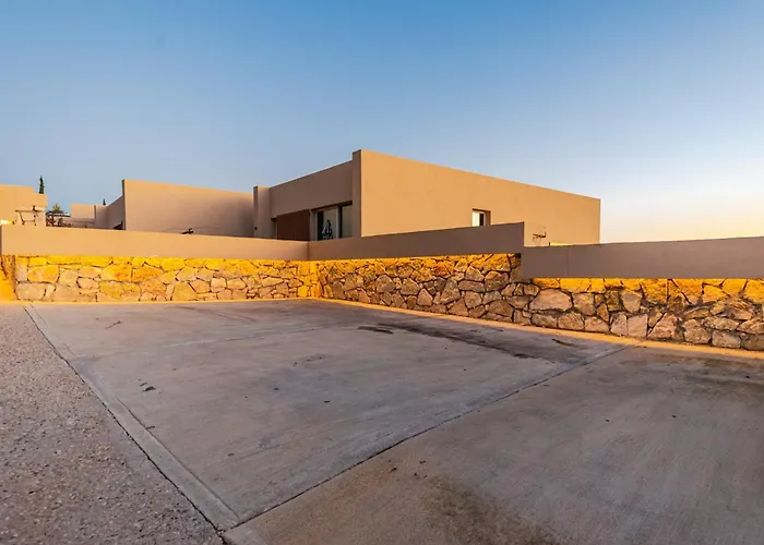 别墅 Jerina Coast By Pikhost *