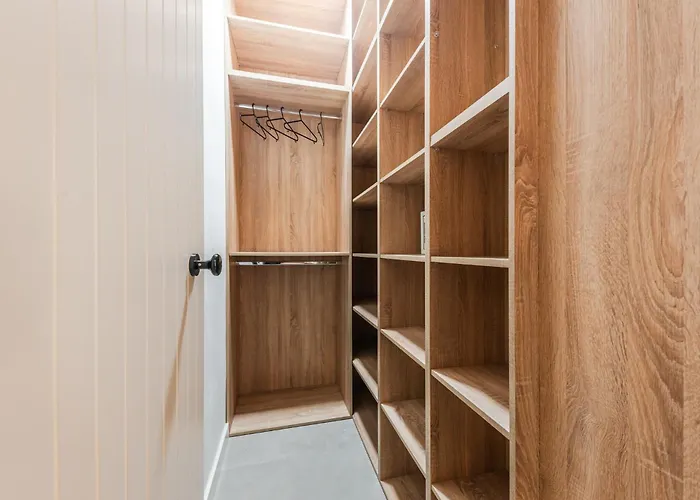 Jerina Coast By Pikhost *