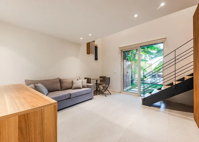 Jerina Coast By Pikhost