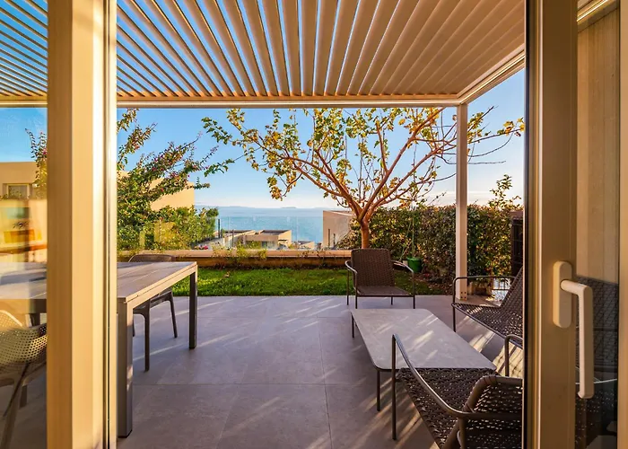 Villa Jerina Coast By Pikhost *